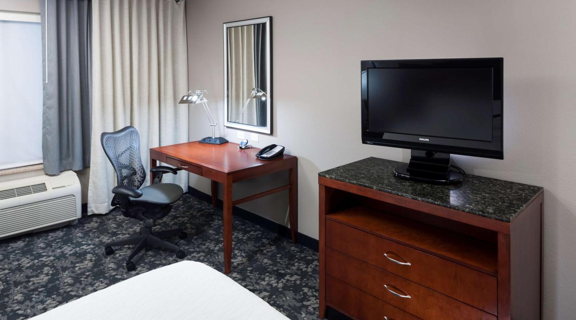 Hilton Garden Inn Austin North Exterior photo
