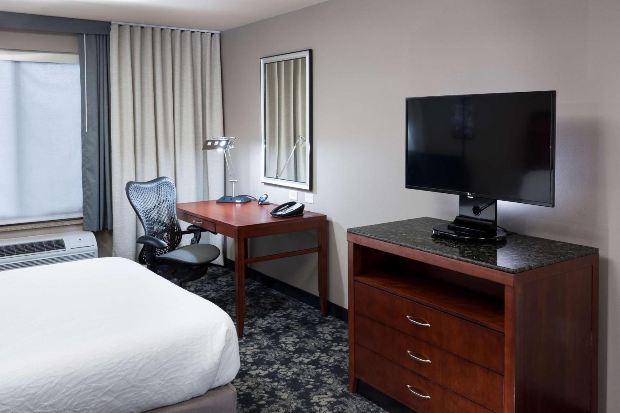 Hilton Garden Inn Austin North Exterior photo