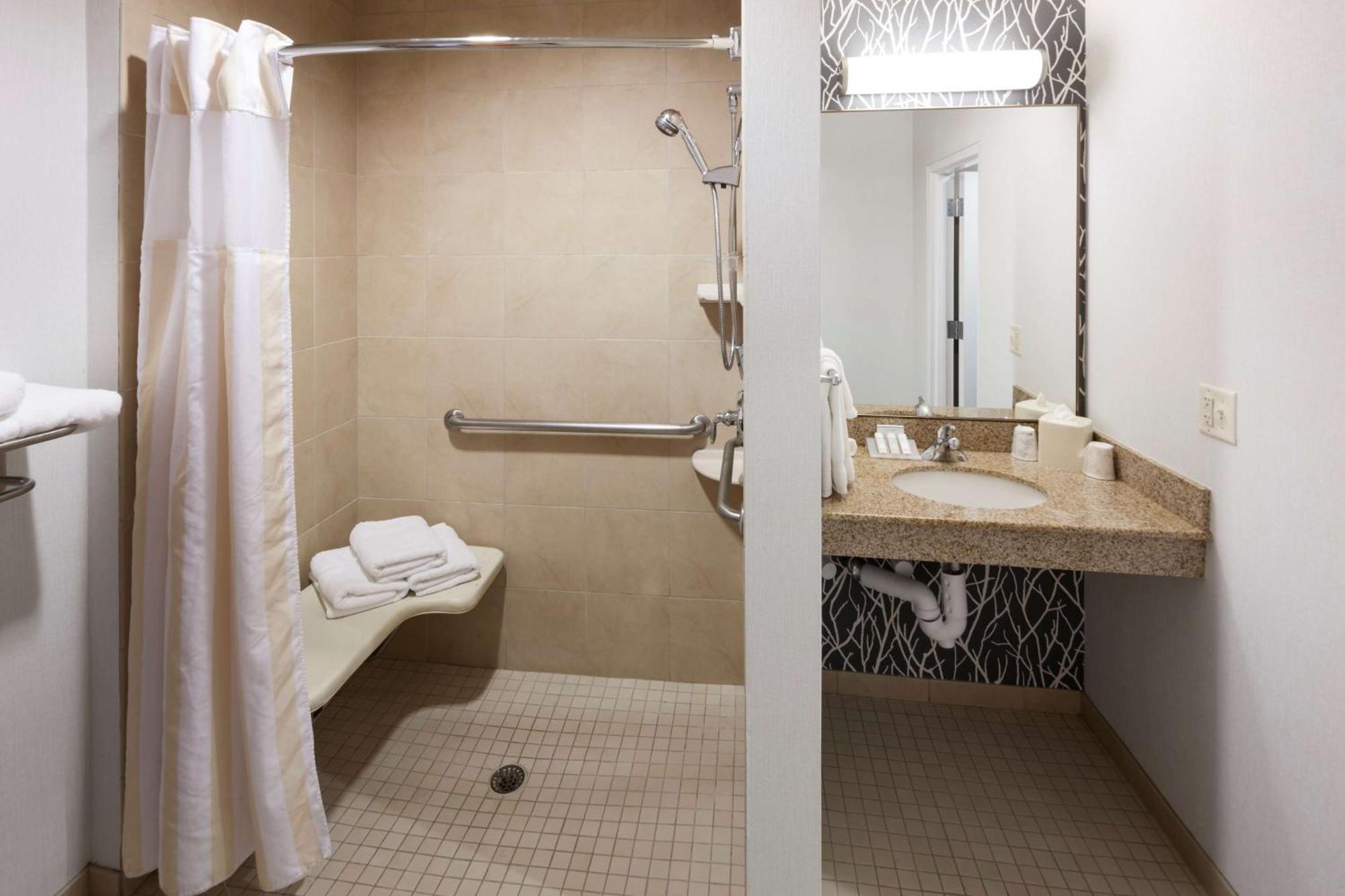 Hilton Garden Inn Austin North Exterior photo