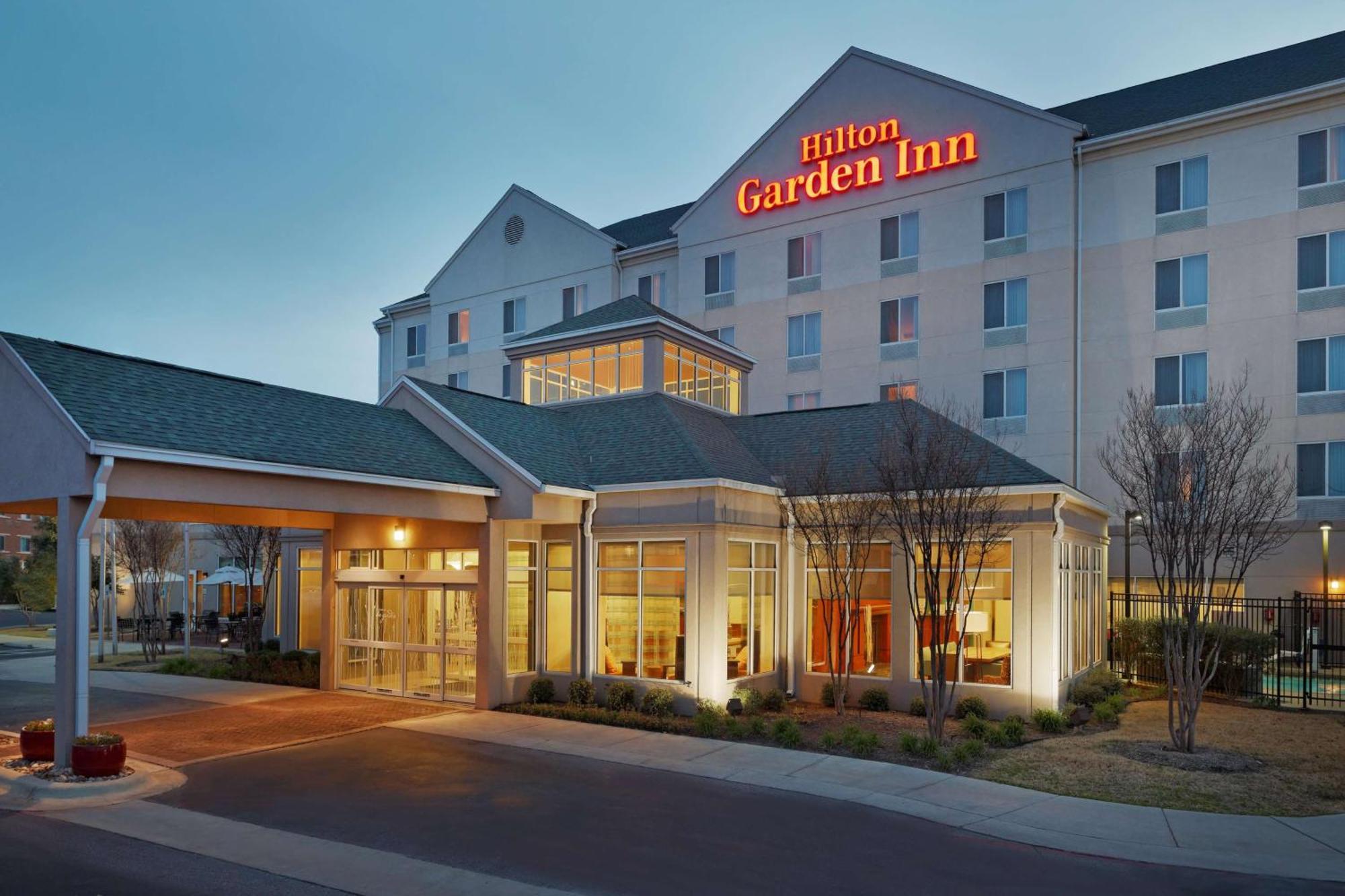 Hilton Garden Inn Austin North Exterior photo