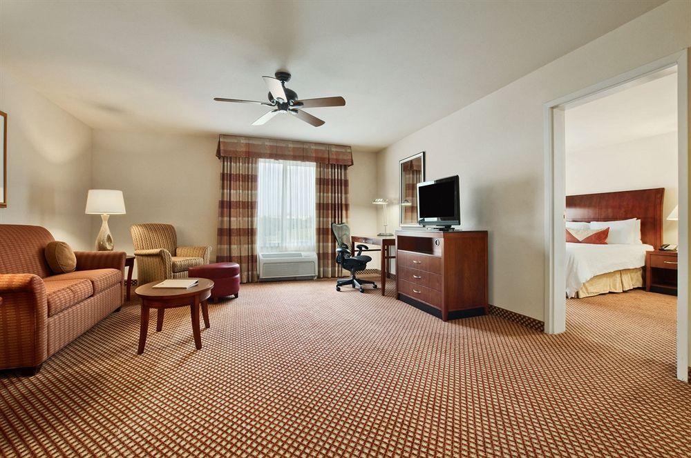Hilton Garden Inn Austin North Exterior photo